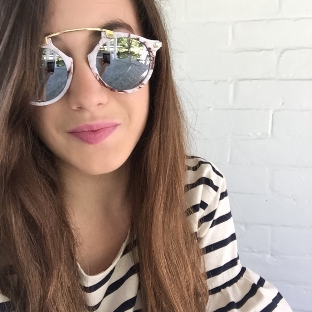 🆑 "Sienna" Sunglasses || White Marble & Silver - Picture 3 of 6